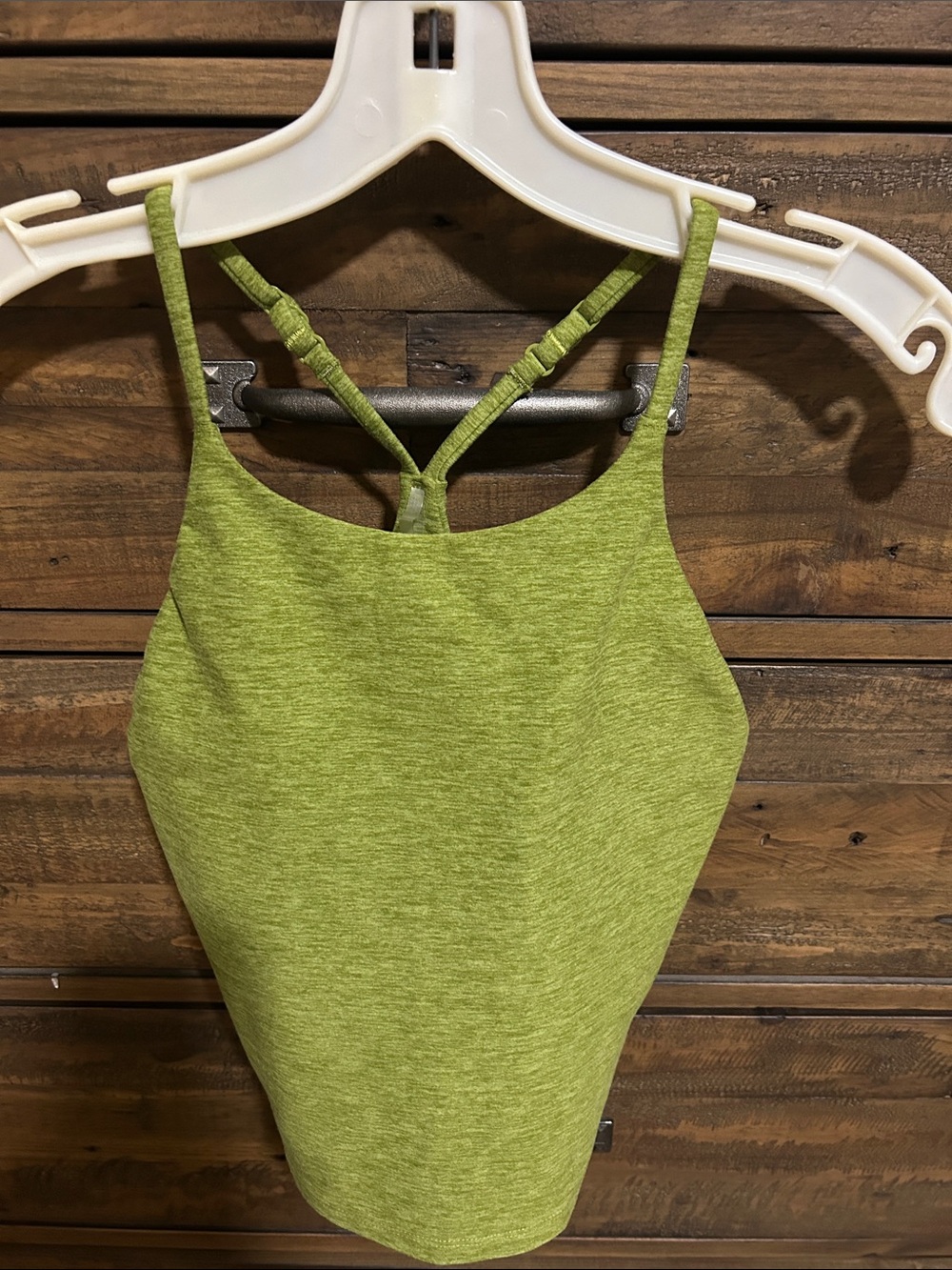 CALIA by Carrie Underwood Lustralux Crop Strappy Sports bra. Lime green. Active